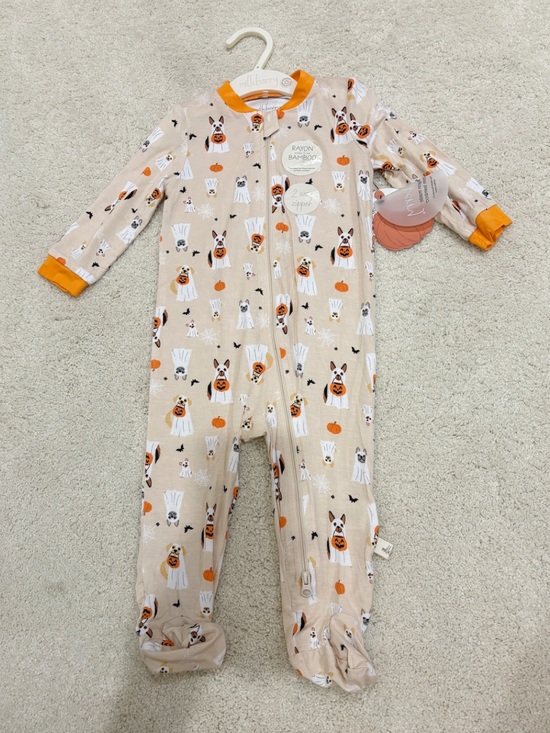 Milkberry Other - NWT Milkberry Halloween Pumpkin & Dog Print Bamboo Footie 6-9 Months